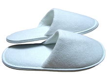 Load image into Gallery viewer, Slippers White Closed Toe Towelling (100) - 66p Pair