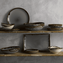 Load image into Gallery viewer, Dudson Harvest Grey Coupe Plate
