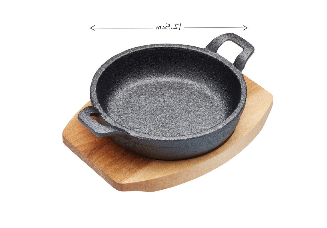 Masterclass Cast Iron Mini Gratin Dish Includes wooden underliner (1